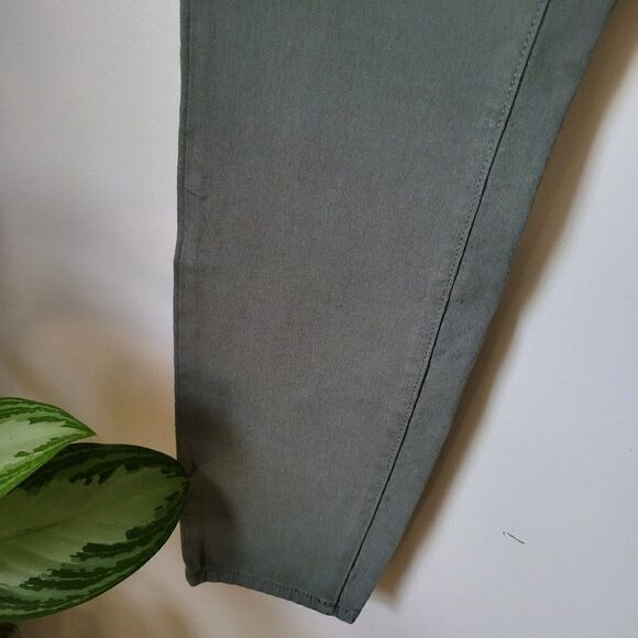 EUC EDDIE BAUER SLIGHTLY CURVY SKINNY ANKLE ARMY GREEN JEANS SZ 12 PETITE - Picture 5 of 16